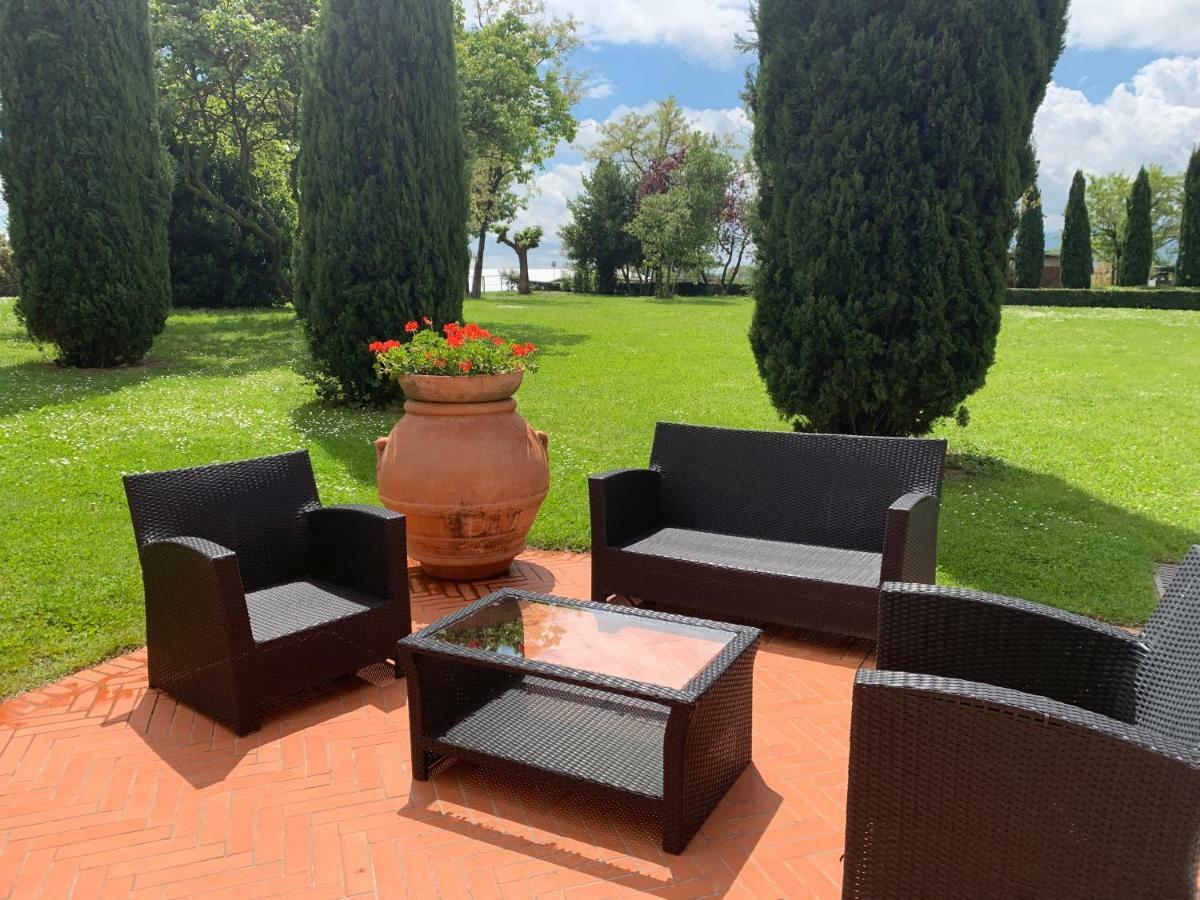Locanda La Querce Montemurlo Bagian luar foto